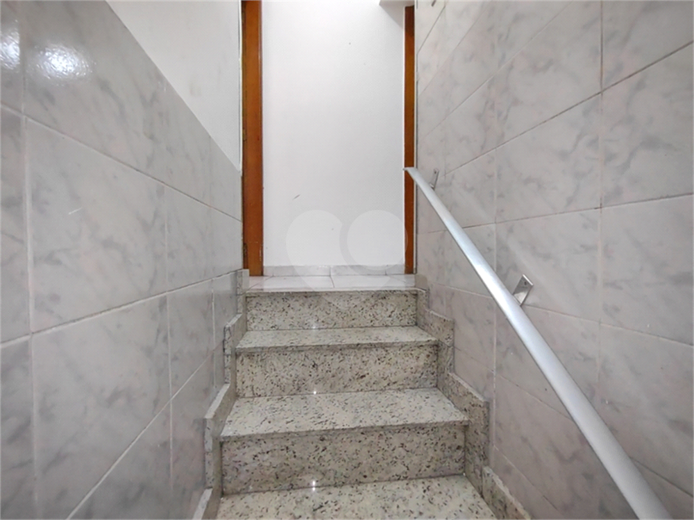 Sobrado à venda e aluguel, 210m² - Foto 2