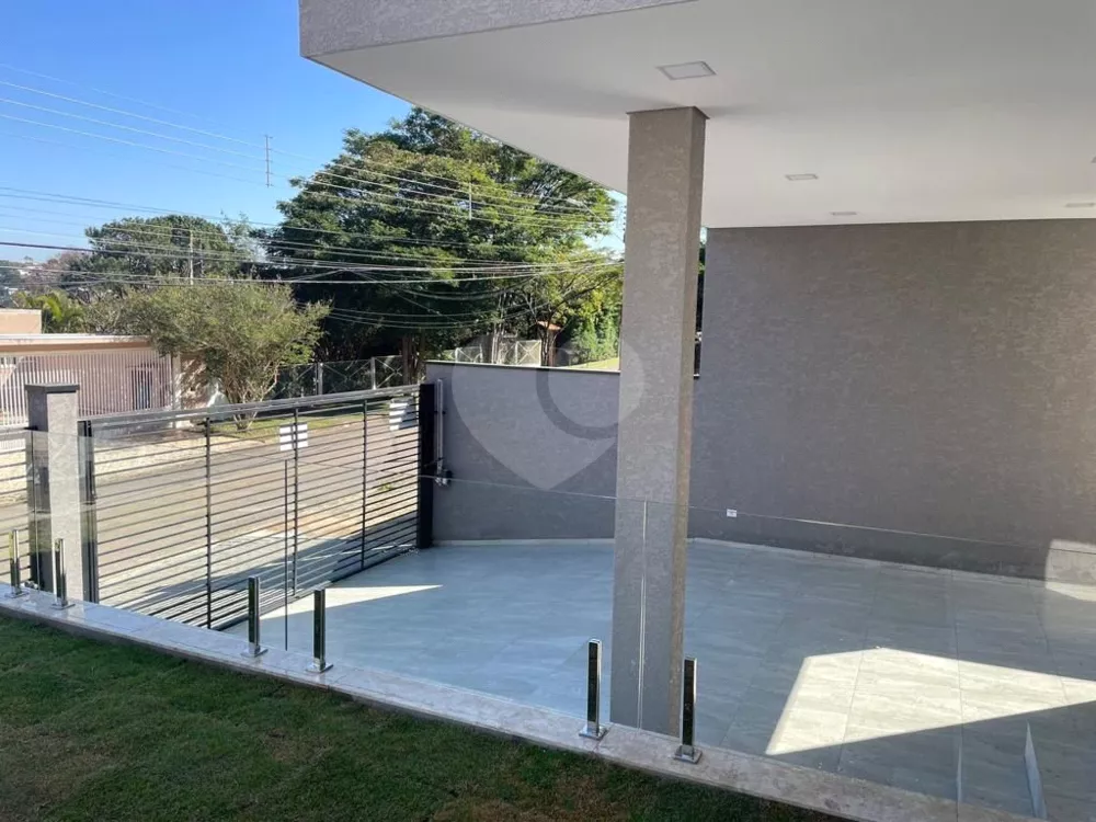 Casa à venda com 3 quartos, 220m² - Foto 3