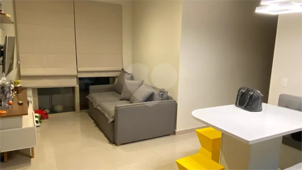 Apartamento à venda com 2 quartos, 55m² - Foto 3