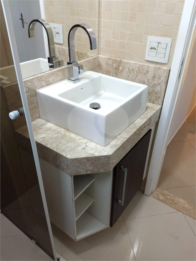 Apartamento à venda com 2 quartos, 44m² - Foto 2