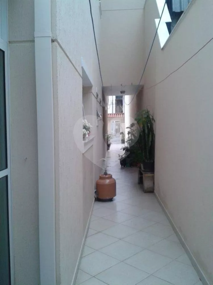 Casa à venda com 3 quartos, 260m² - Foto 3