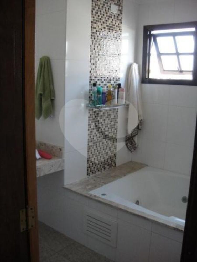 Sobrado, 3 quartos, 183 m² - Foto 1