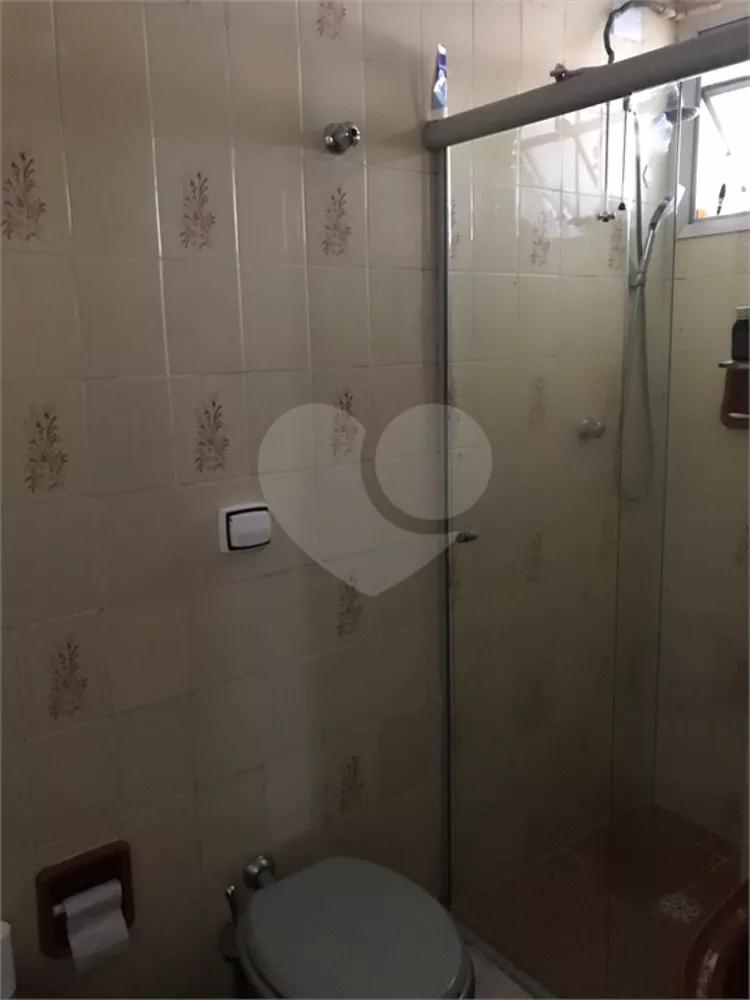 Apartamento à venda com 2 quartos, 61m² - Foto 4