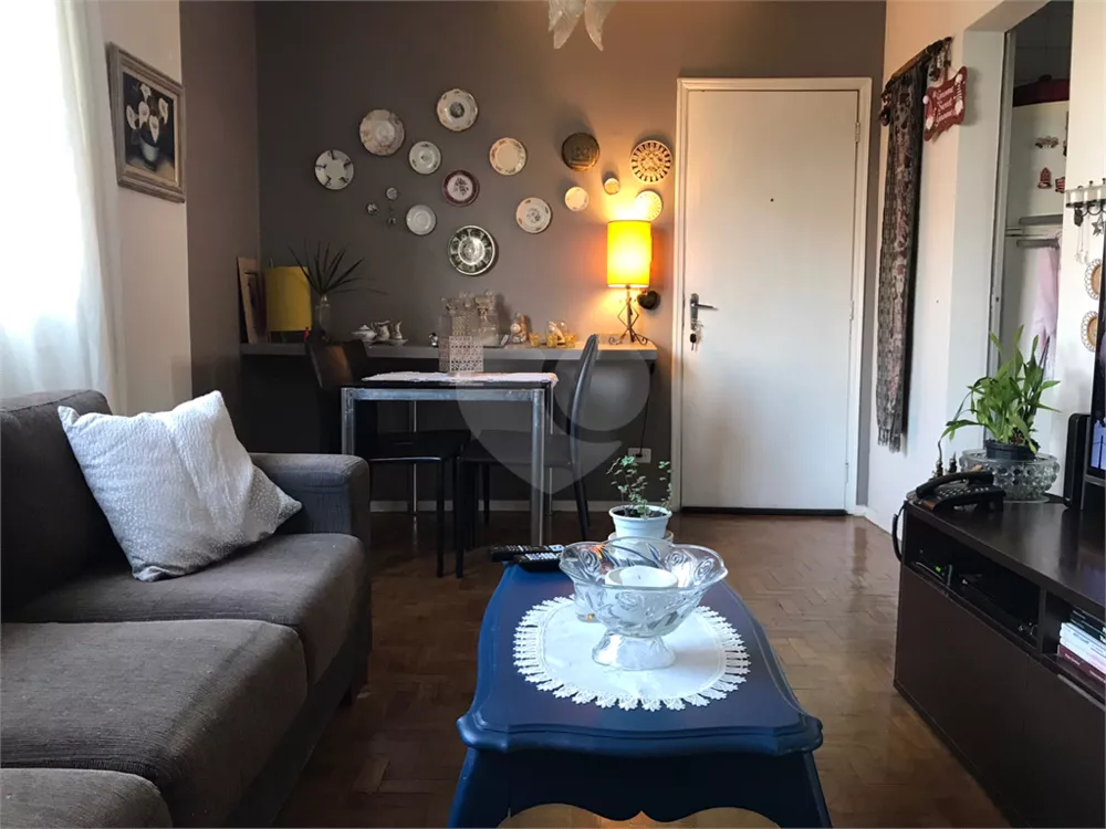 Apartamento à venda com 2 quartos, 61m² - Foto 3