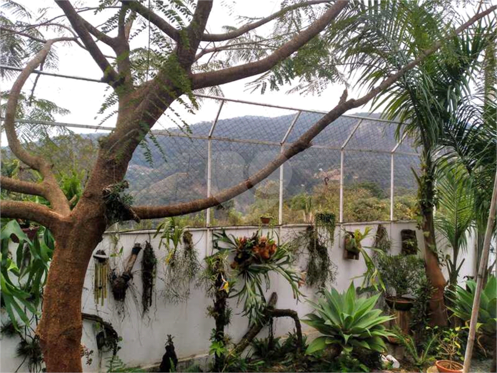 Casa à venda com 2 quartos, 102m² - Foto 10