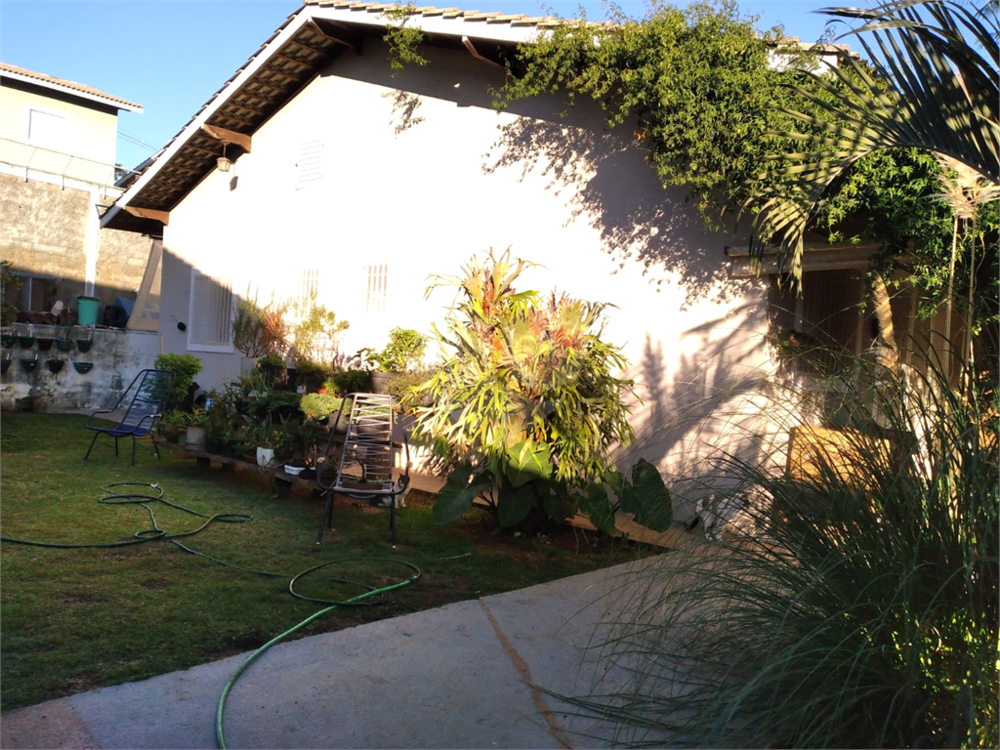 Casa à venda com 2 quartos, 102m² - Foto 3