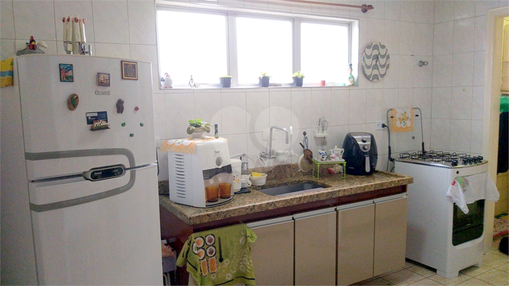 Apartamento à venda com 2 quartos, 62m² - Foto 7