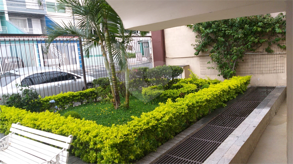 Apartamento à venda com 2 quartos, 62m² - Foto 14