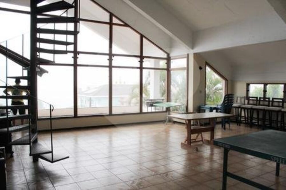 Casa de Condomínio à venda com 4 quartos, 690m² - Foto 4