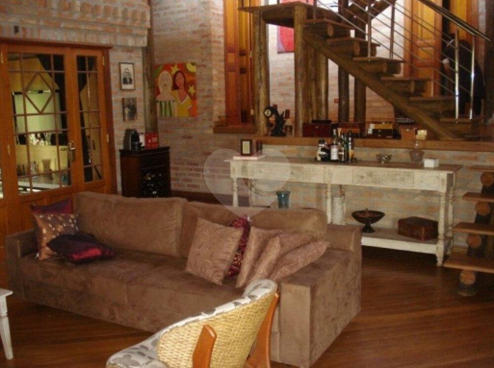 Casa de Condomínio à venda com 5 quartos, 650m² - Foto 1