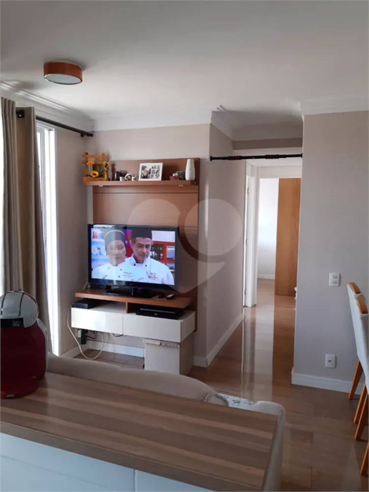 Apartamento à venda com 2 quartos, 45m² - Foto 2