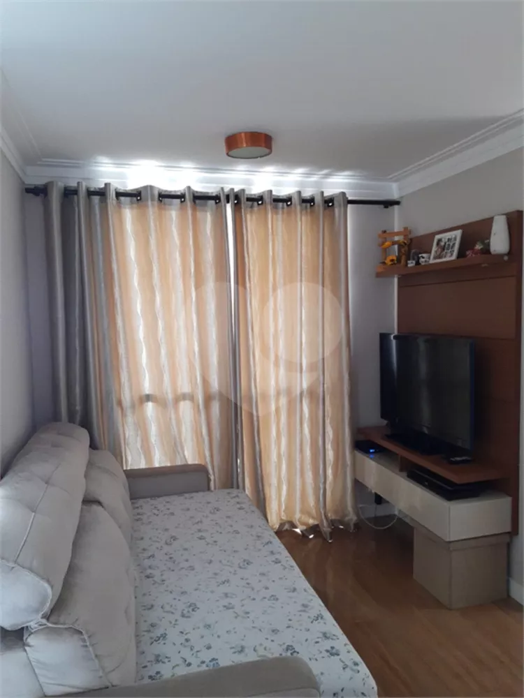 Apartamento à venda com 2 quartos, 45m² - Foto 1