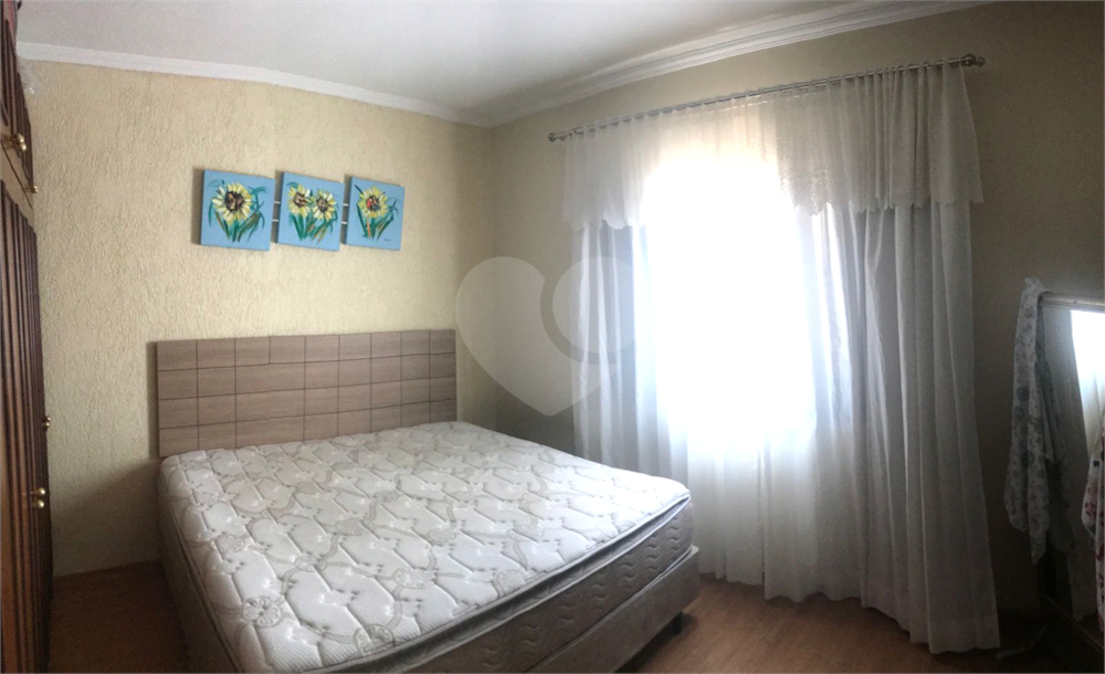 Sobrado à venda com 3 quartos, 210m² - Foto 4