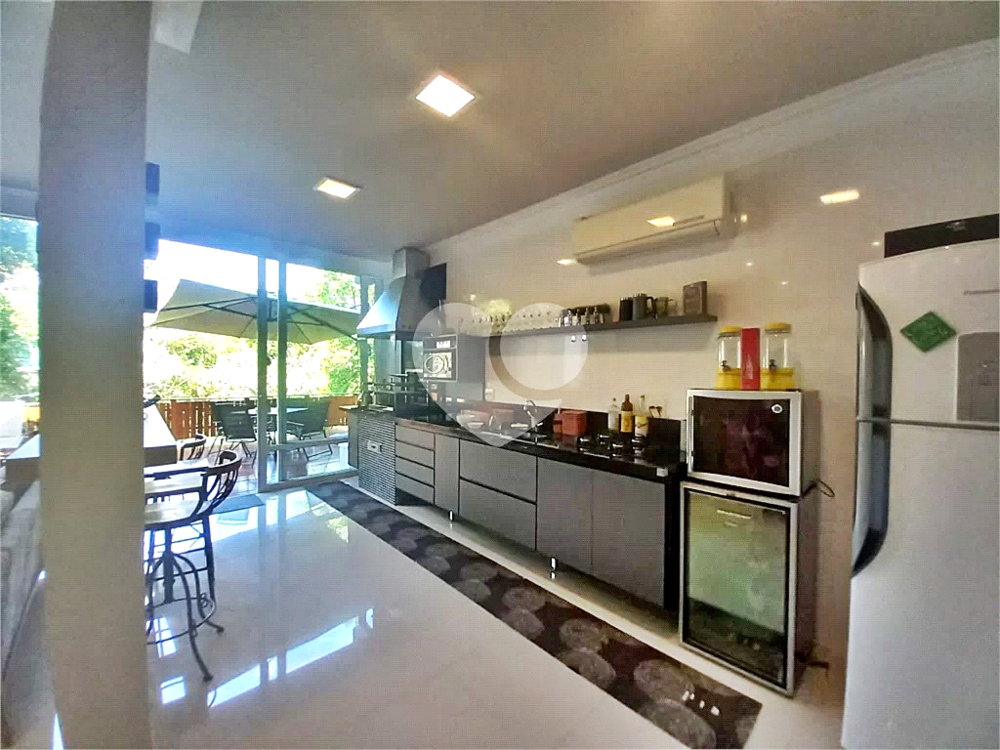 Sobrado à venda com 4 quartos, 380m² - Foto 10