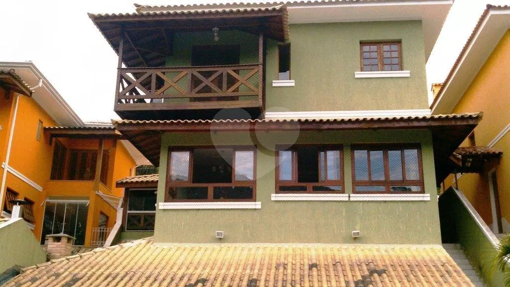 Casa de Condomínio à venda com 4 quartos, 290m² - Foto 2