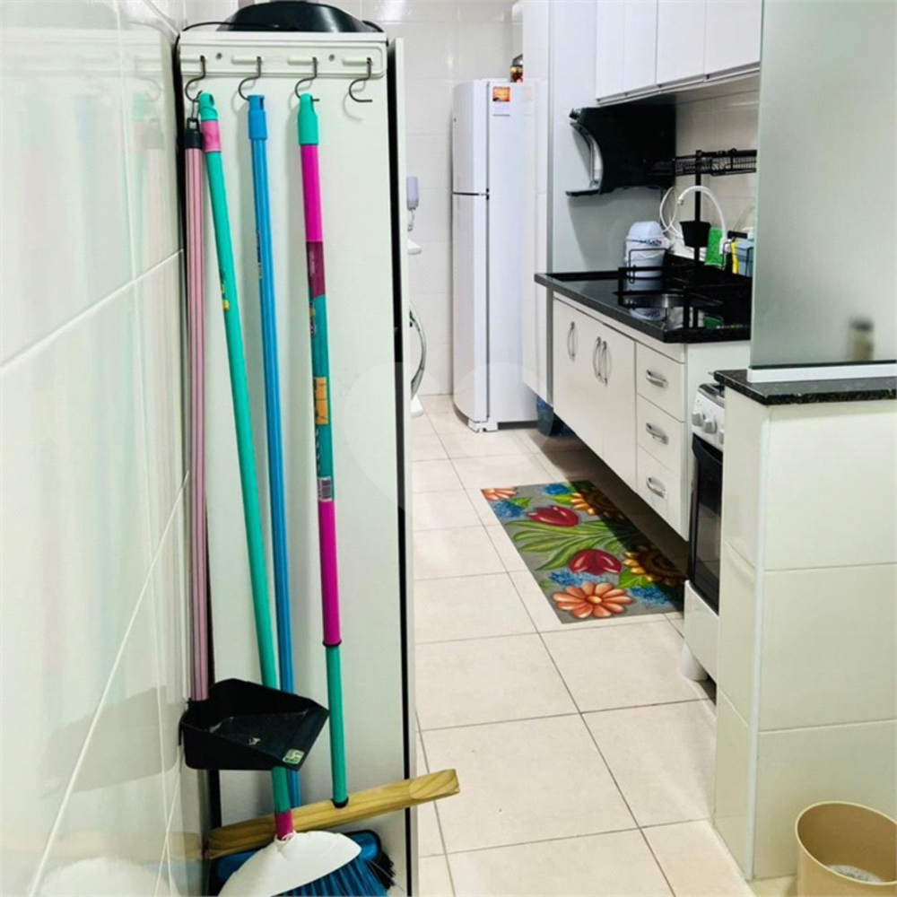 Apartamento à venda com 2 quartos, 74m² - Foto 3