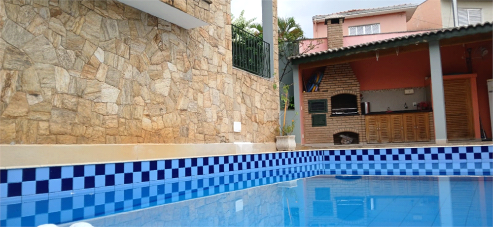 Sobrado, 3 quartos, 156 m² - Foto 1