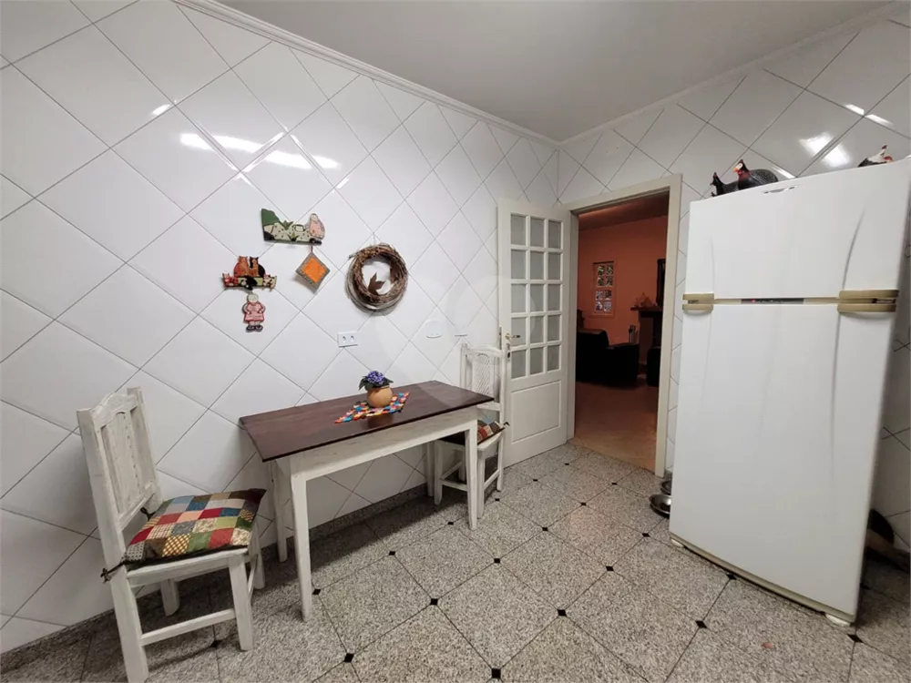 Casa de Condomínio à venda com 3 quartos, 310m² - Foto 12