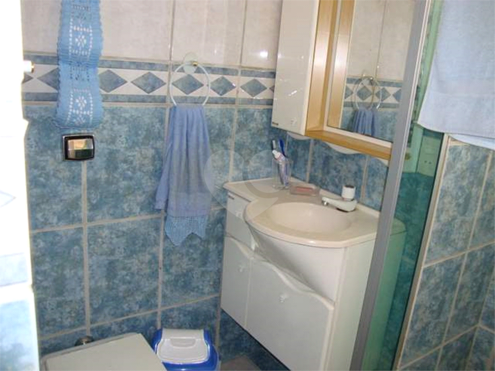 Apartamento à venda com 2 quartos, 60m² - Foto 12