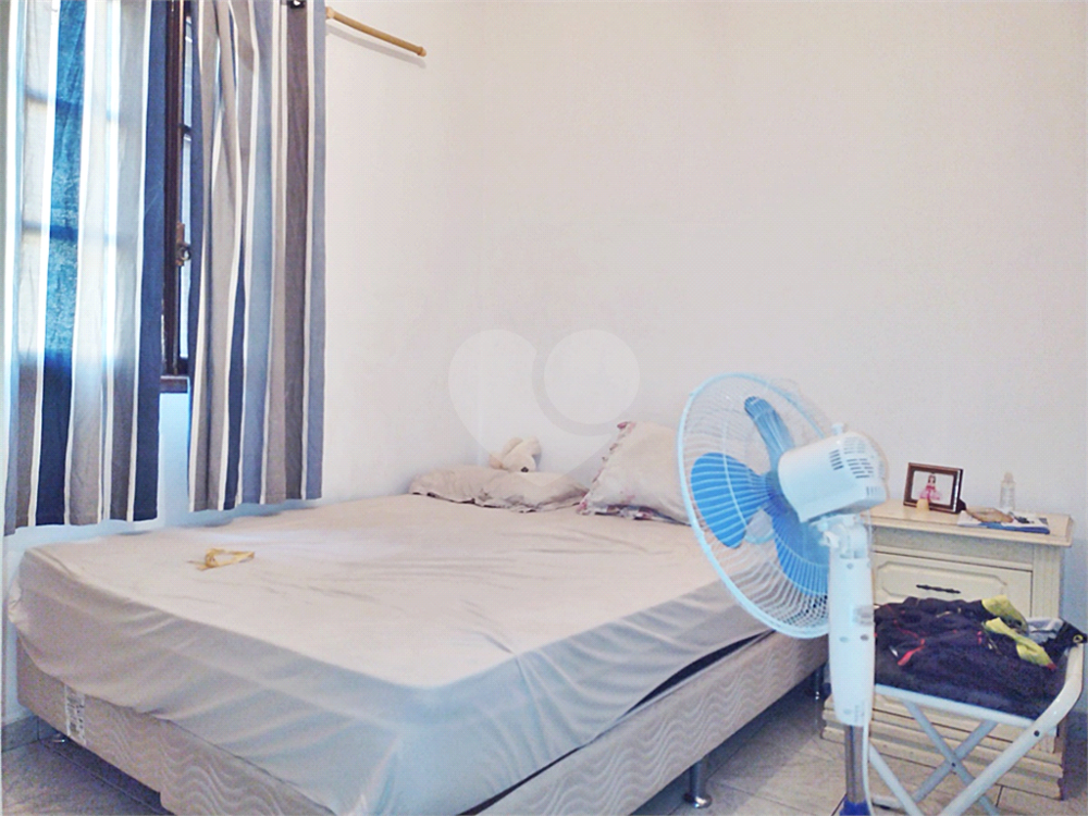 Sobrado, 3 quartos, 249 m² - Foto 1