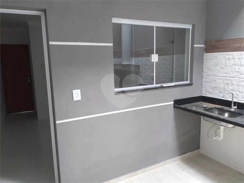 Sobrado à venda com 3 quartos, 130m² - Foto 2