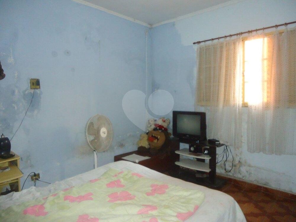 Casa, 1 quarto, 243 m² - Foto 13