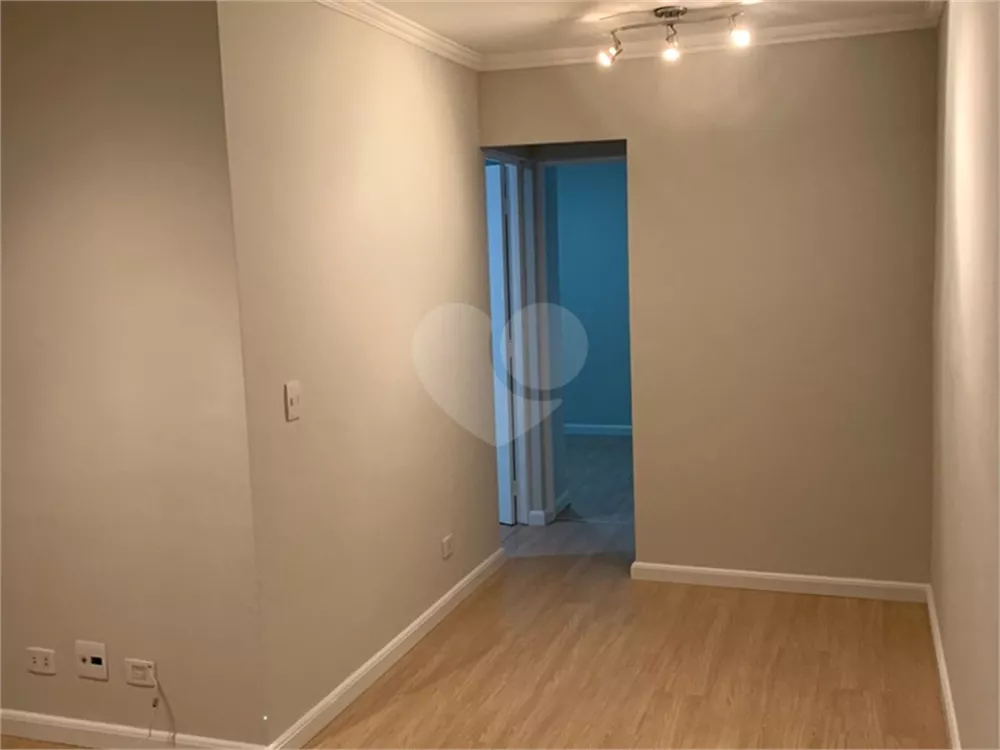 Apartamento à venda com 2 quartos, 50m² - Foto 2