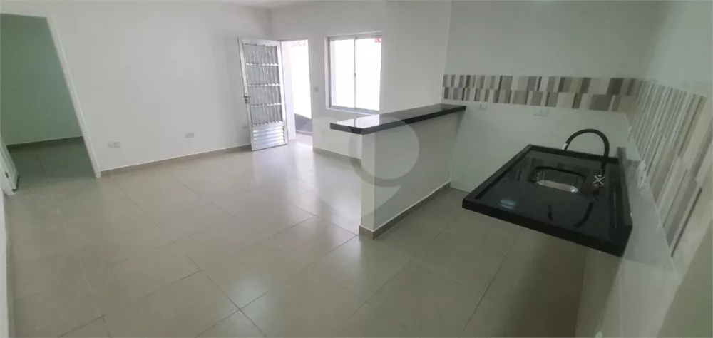 Casa à venda com 3 quartos, 86m² - Foto 1