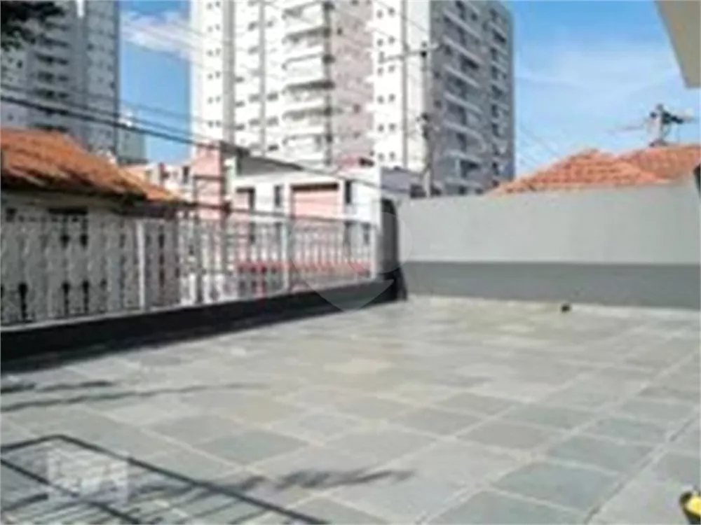 Sobrado à venda com 4 quartos, 210m² - Foto 3