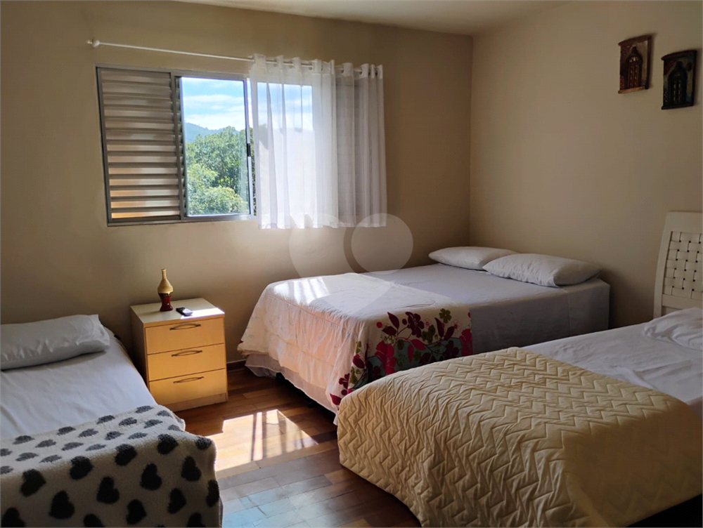 Casa de Condomínio à venda com 8 quartos, 717m² - Foto 4