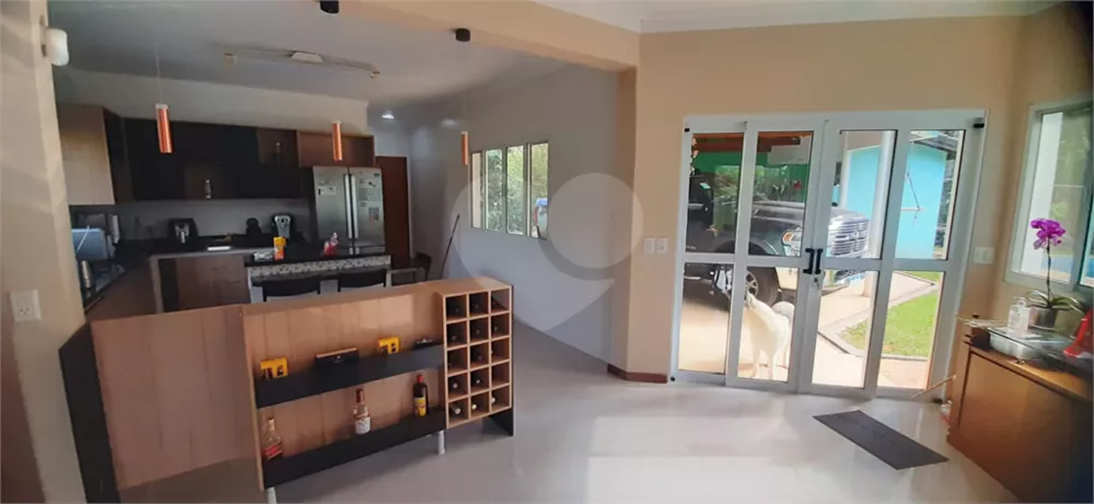 Casa de Condomínio à venda com 4 quartos, 341m² - Foto 4