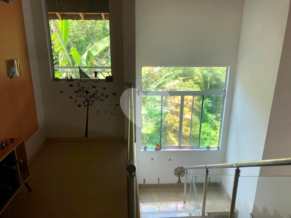 Casa de Condomínio à venda com 3 quartos, 288m² - Foto 1