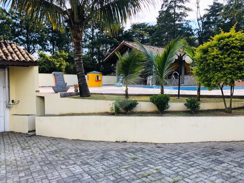 Casa à venda com 3 quartos, 450m² - Foto 4