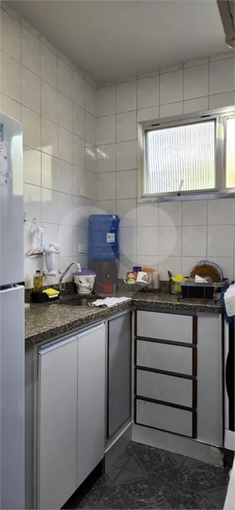 Apartamento à venda com 3 quartos, 91m² - Foto 2