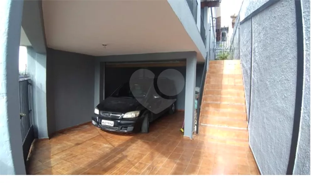 Casa à venda com 3 quartos, 150m² - Foto 1