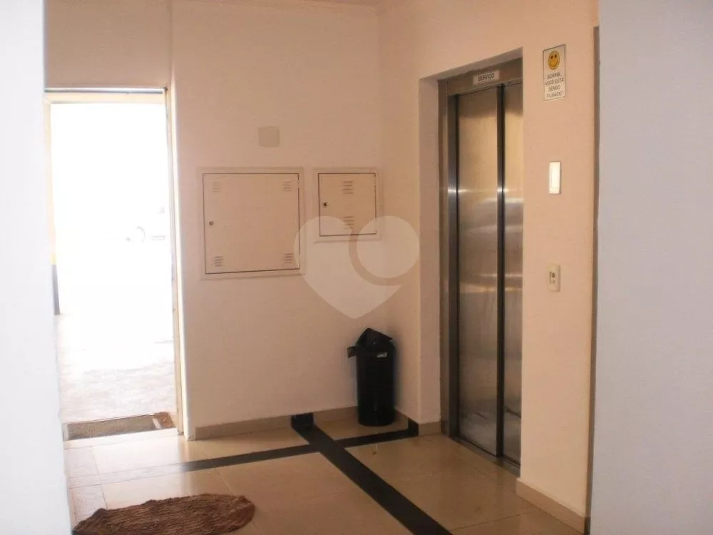 Apartamento à venda com 2 quartos, 68m² - Foto 3