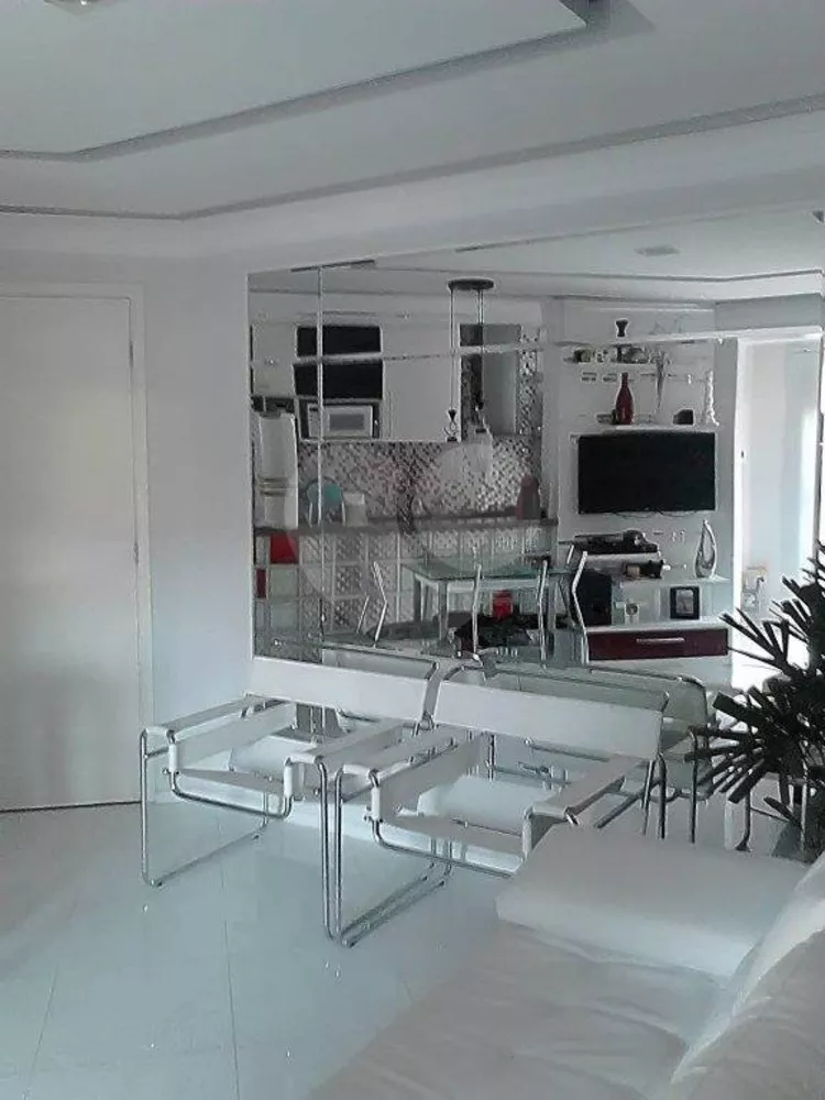 Apartamento à venda com 2 quartos, 65m² - Foto 1