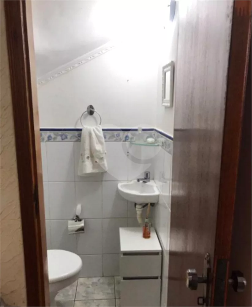 Sobrado à venda com 2 quartos, 97m² - Foto 4