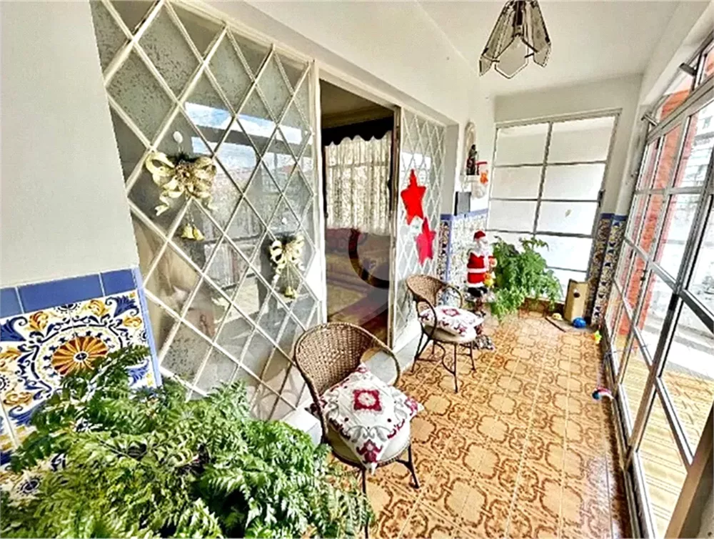 Casa à venda com 4 quartos, 220m² - Foto 39