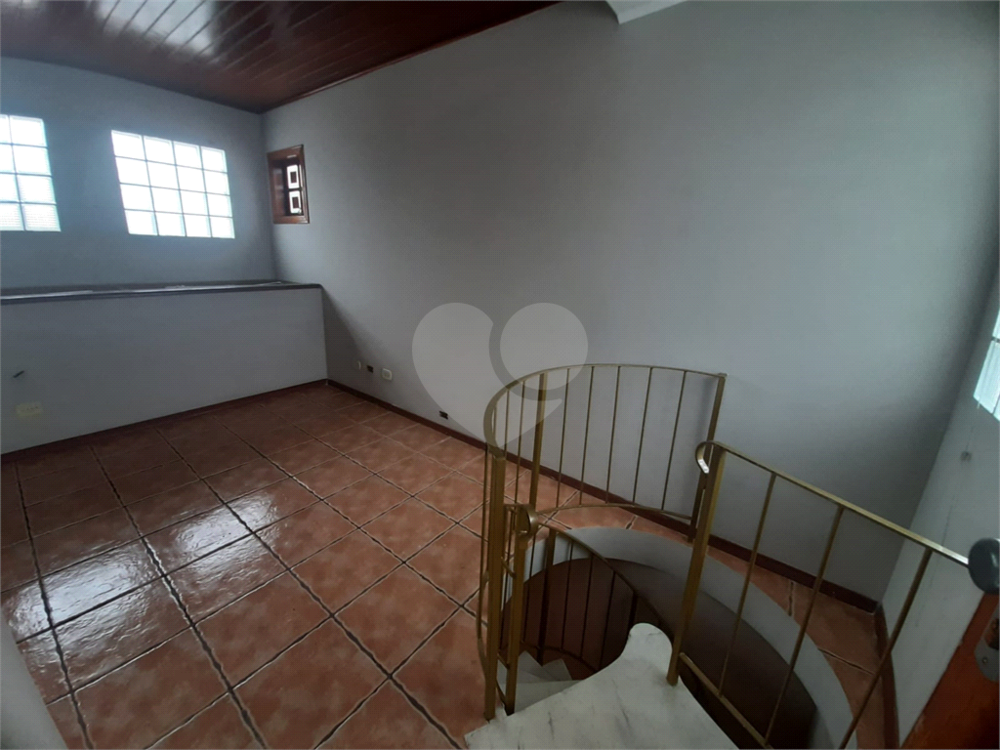 Sobrado à venda com 3 quartos, 120m² - Foto 4