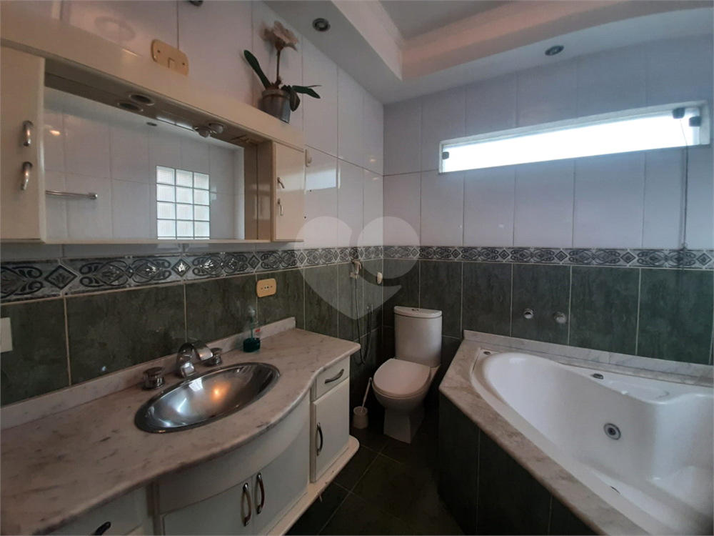 Sobrado à venda com 3 quartos, 120m² - Foto 11