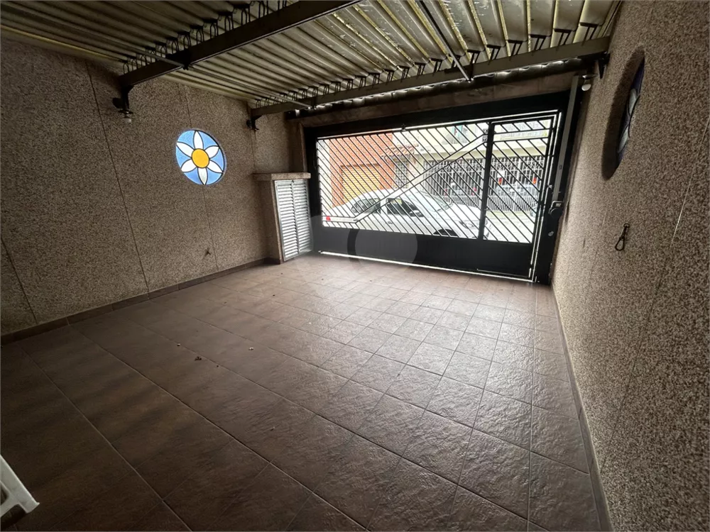 Sobrado à venda com 4 quartos, 168m² - Foto 2