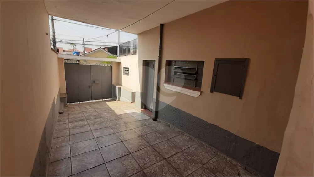 Casa à venda com 2 quartos, 250m² - Foto 3