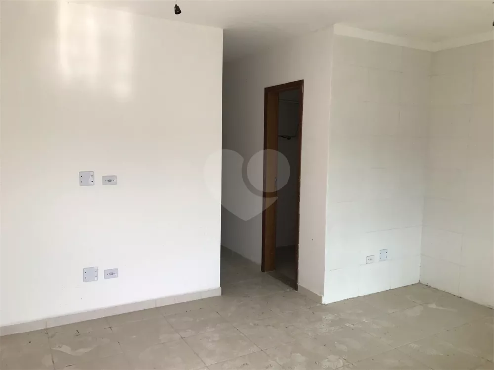 Apartamento à venda com 1 quarto, 33m² - Foto 1