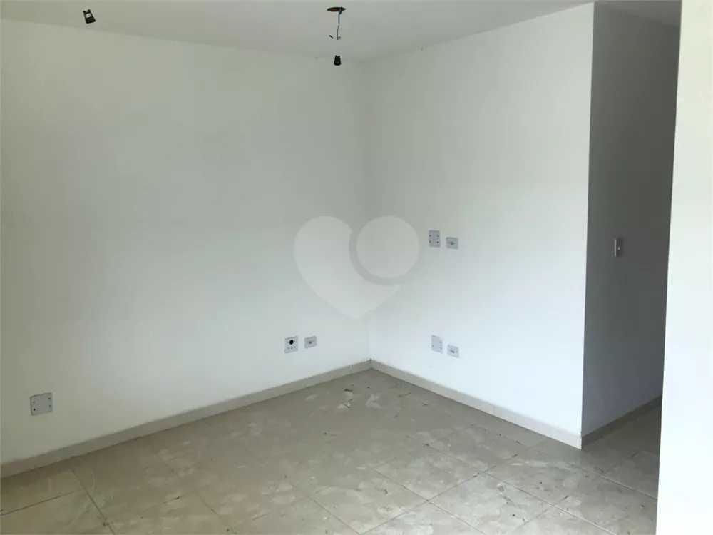 Apartamento à venda com 1 quarto, 33m² - Foto 4