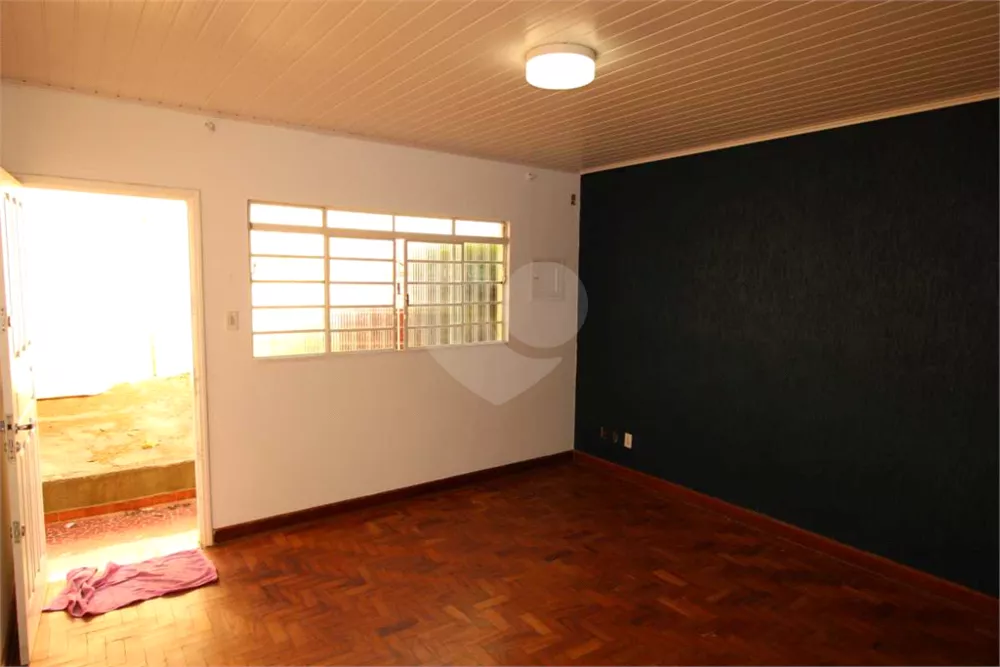 Casa à venda com 2 quartos, 112m² - Foto 1