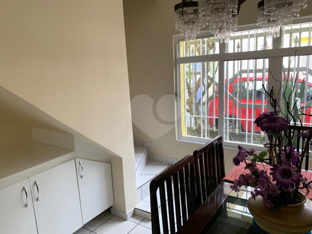 Sobrado, 4 quartos, 219 m² - Foto 2