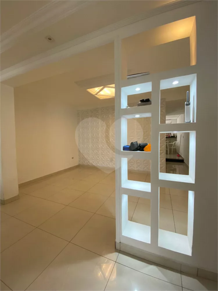 Sobrado à venda com 3 quartos, 230m² - Foto 4