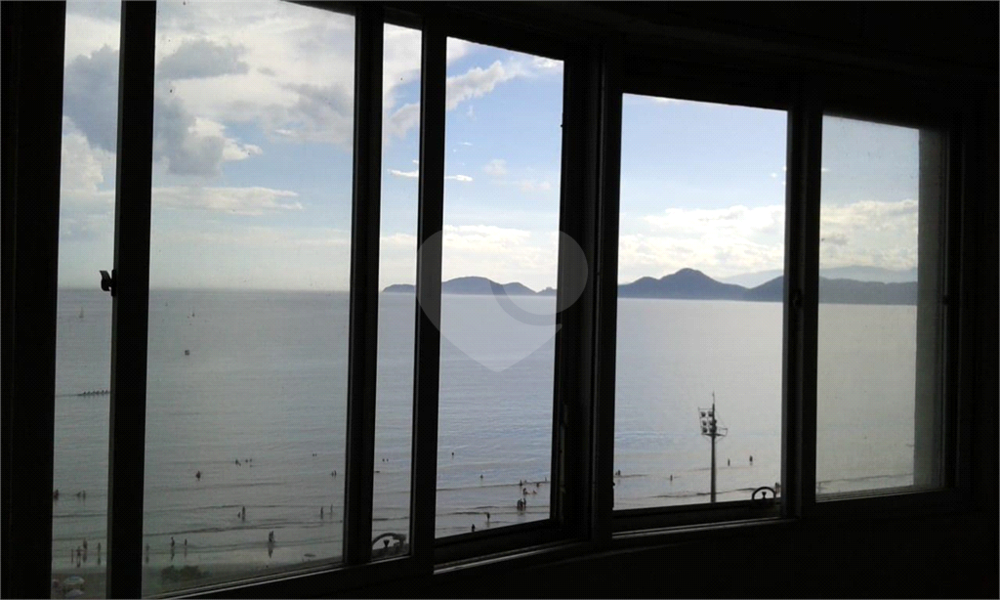 Apartamento à venda com 3 quartos, 166m² - Foto 2