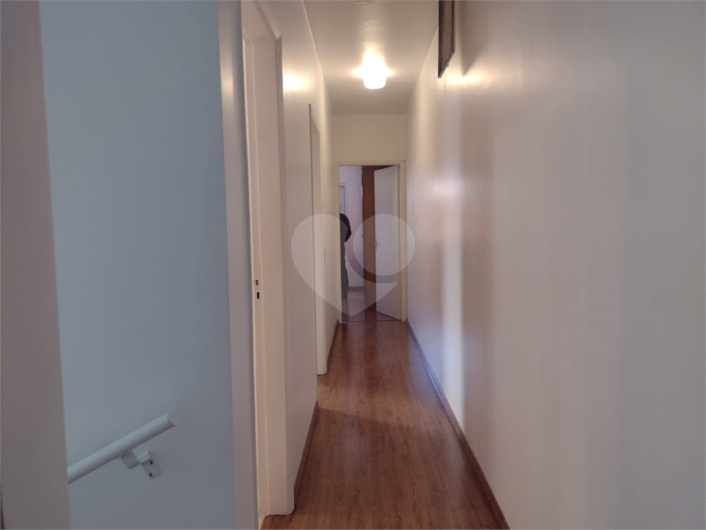 Casa à venda com 3 quartos, 172m² - Foto 19